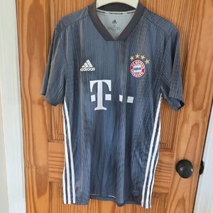 Adidas Bayern Munich Jersey